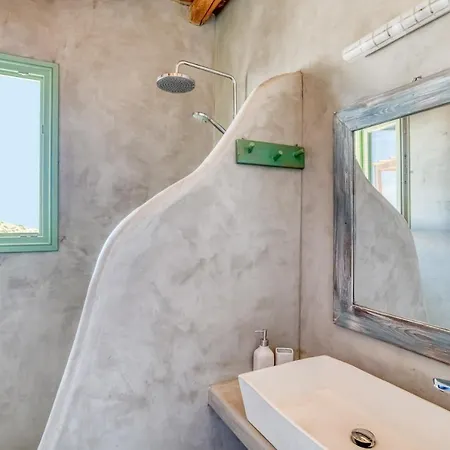 Magic With Swimming Pool In Paros Villa