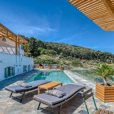 Magic With Swimming Pool In Paros Villa *